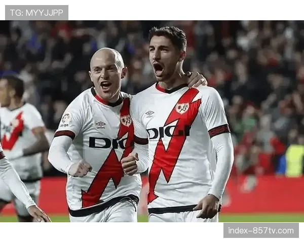 通讯：保级六分战，加的斯最后时刻丢球1-1平巴列卡诺，两队仍深陷降级区