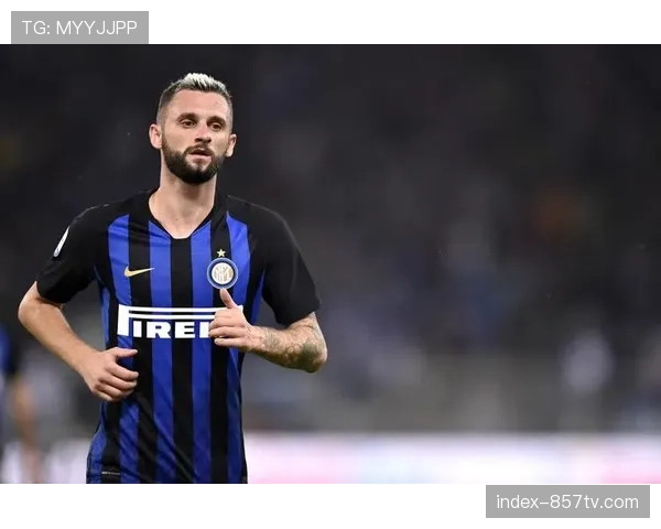 战术板:图解佛罗伦萨如何通过针对性人盯人限制国际米兰中场布罗佐维奇